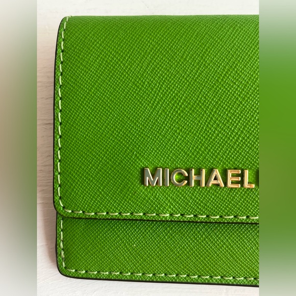 Michael Kors Lime Green Card Holder - Picture 4 of 13